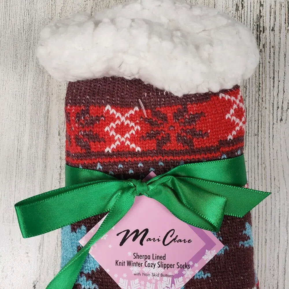 NWT Sherpa Lined Knit Winter Snowflake Leaf Design No-Slip Slipper Socks